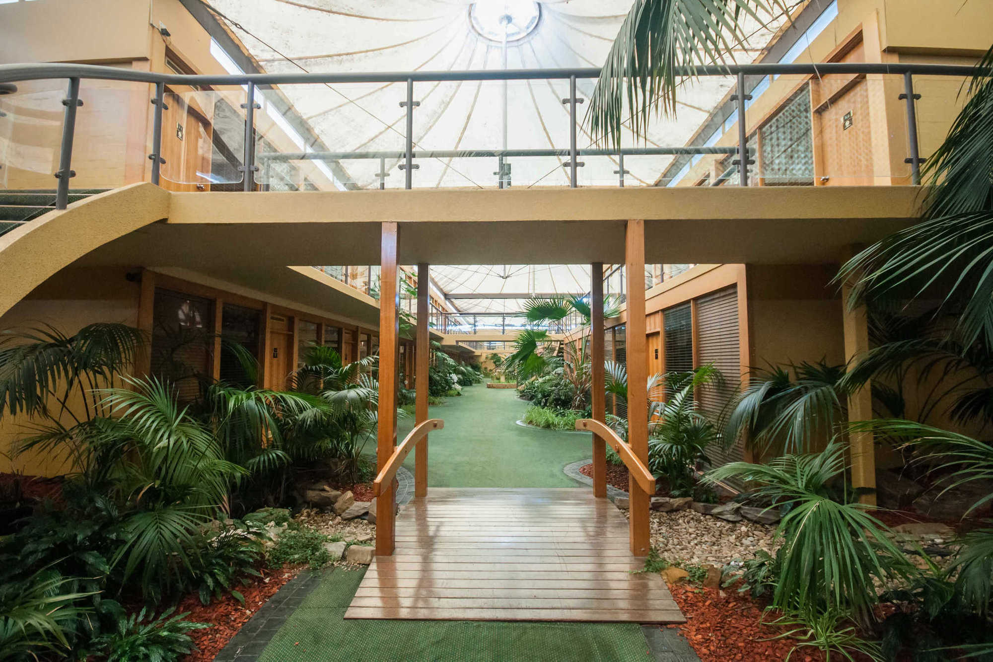קווינביאן Capital Airport Motel מראה פנימי תמונה