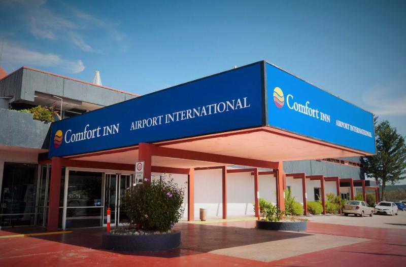 קווינביאן Capital Airport Motel מראה חיצוני תמונה