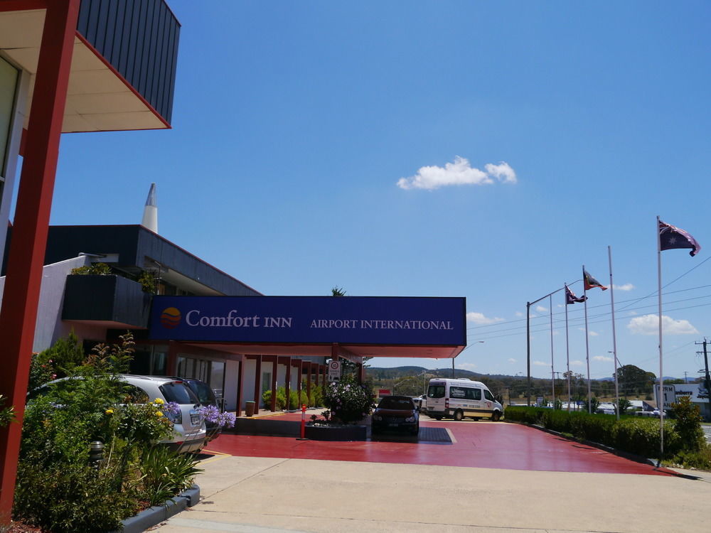 קווינביאן Capital Airport Motel מראה חיצוני תמונה
